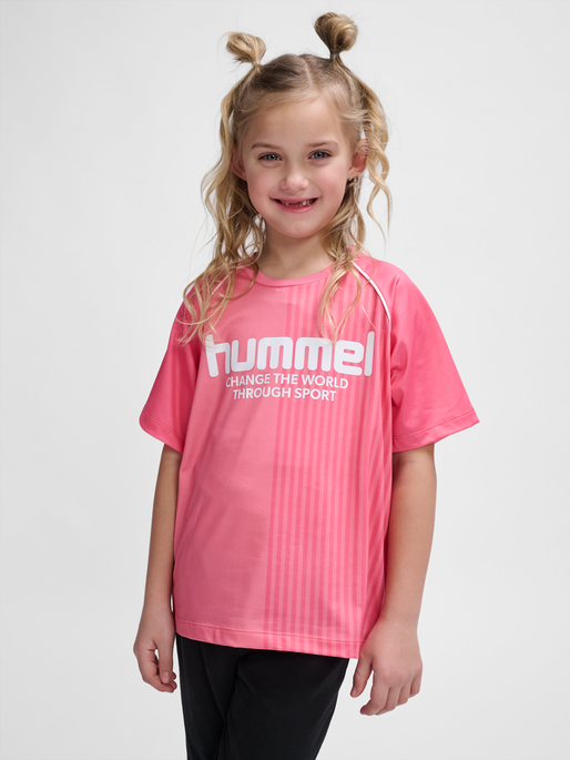 hmlMEXINE T-SHIRT S/S, GERANIUM PINK, model