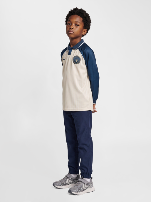 hmlJR LOOSE SOCCER JERSEY L/S, DRESS BLUES, model