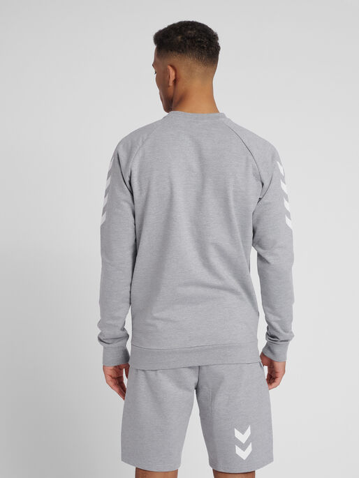 HMLGO COTTON SWEATSHIRT, GREY MELANGE, model