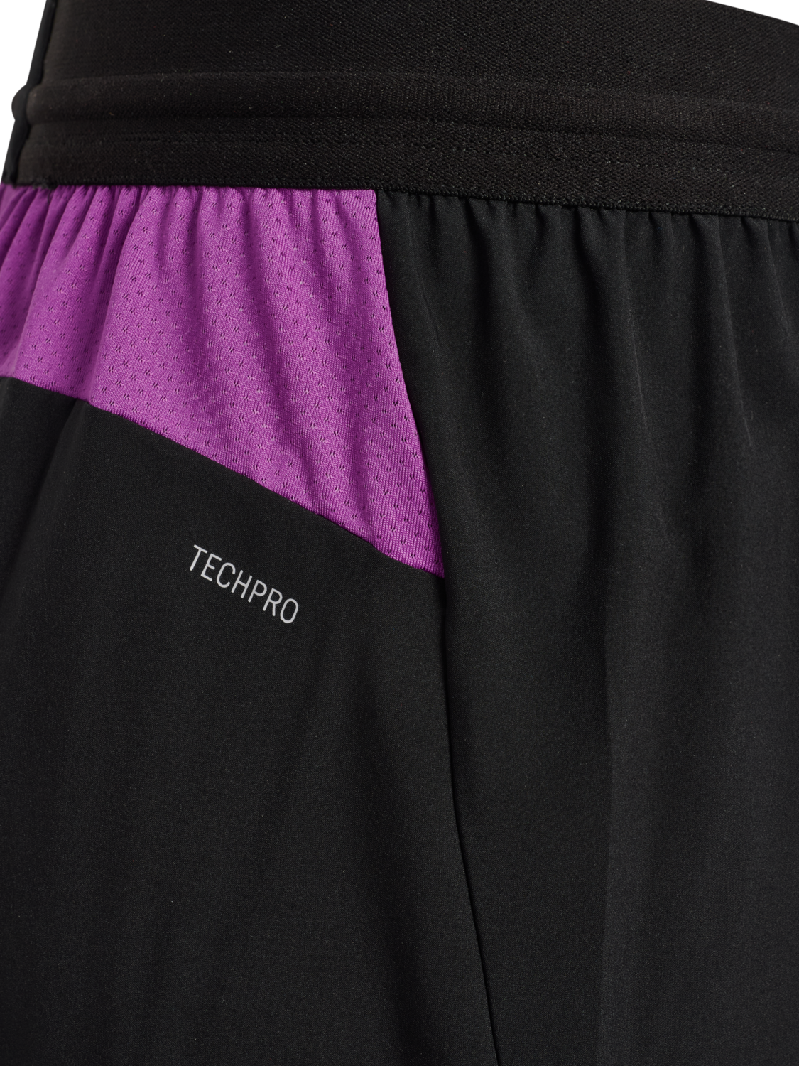 hmlBLAZE 2.0 TRAINING SHORTS KIDS, BLACK/DAHLIA, packshot