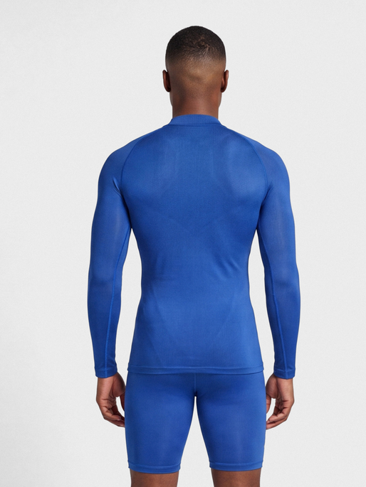 hmlBL COMFORT 2.0 MOCKNECK TEE L/S, TRUE BLUE, model