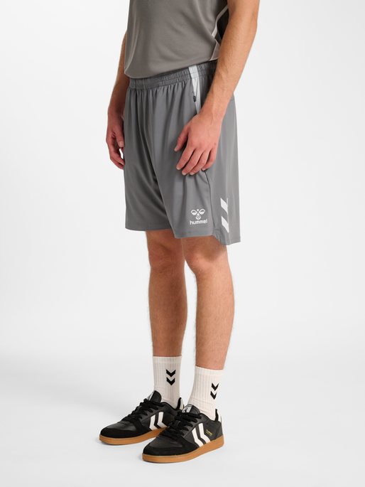 hmlLEAD 2.0 TRAINING SHORTS, STEEL GRAY, model