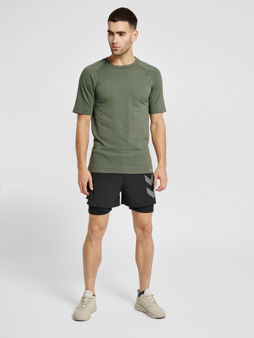 hummel SEAMLESS T-SHIRT | hummel.net
