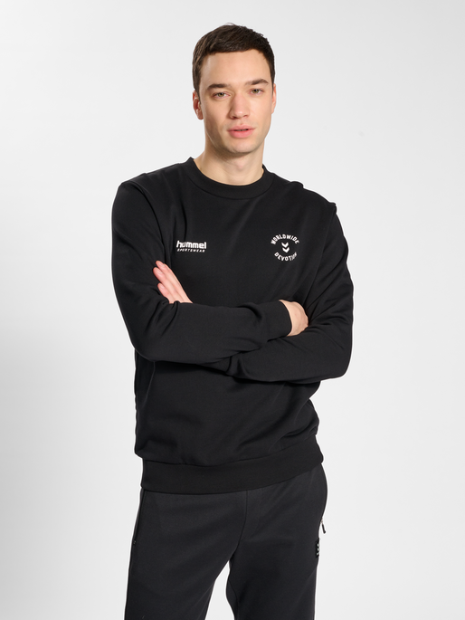 hmlLGC DEVOTION SWEATSHIRT, BLACK, model