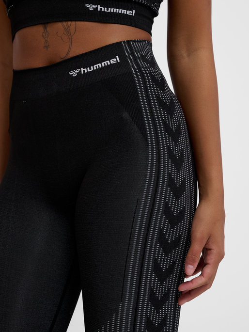 hmlSHAPING SEAMLESS MW TIGHTS, BLACK, model