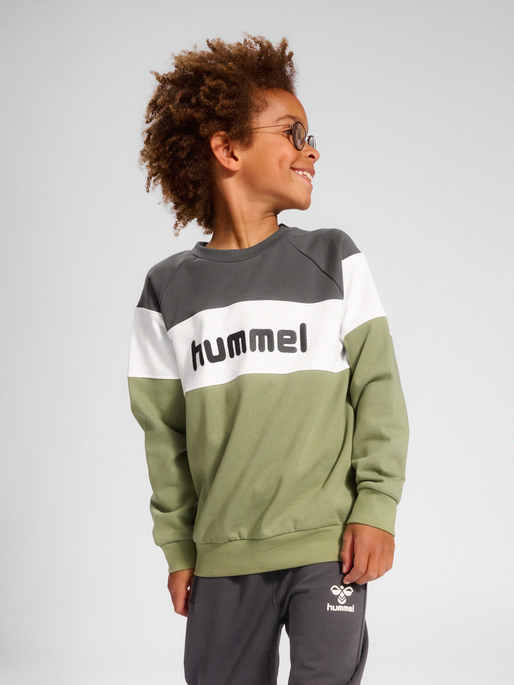 Hummel sweater cheap