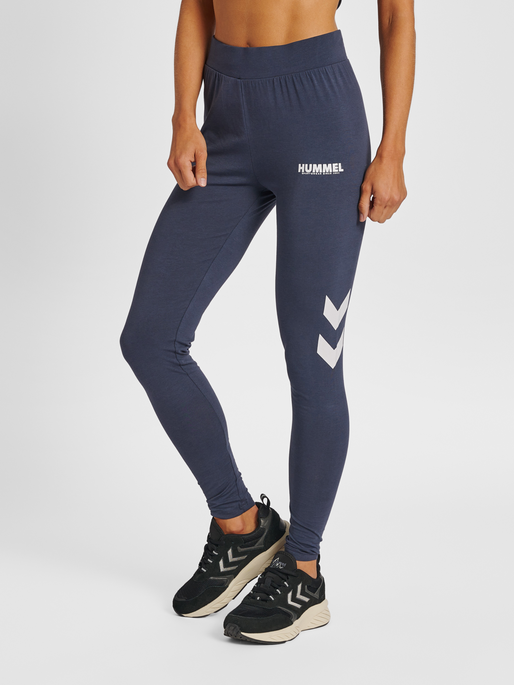 https://www.hummel.net/dw/image/v2/BDWL_PRD/on/demandware.static/-/Sites-hummel-master-catalog/default/dw15d13e53/images/model/212562-7429_A.png?sw=514&sh=685&q=80