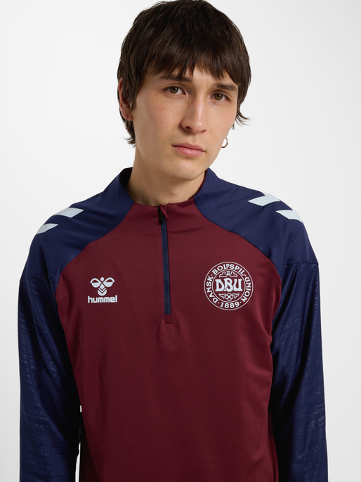 DBU 26 PRO TR HALF ZIP SWEAT, WINDSOR WINE/PEACOAT, model