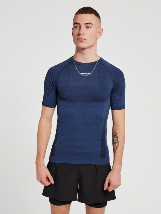 hmlTE MIKE SEAMLESS T-SHIRT