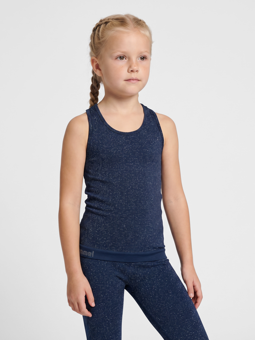 hmlJR SEAMLESS  GLITTER  TANK TOP, DRESS BLUES, model