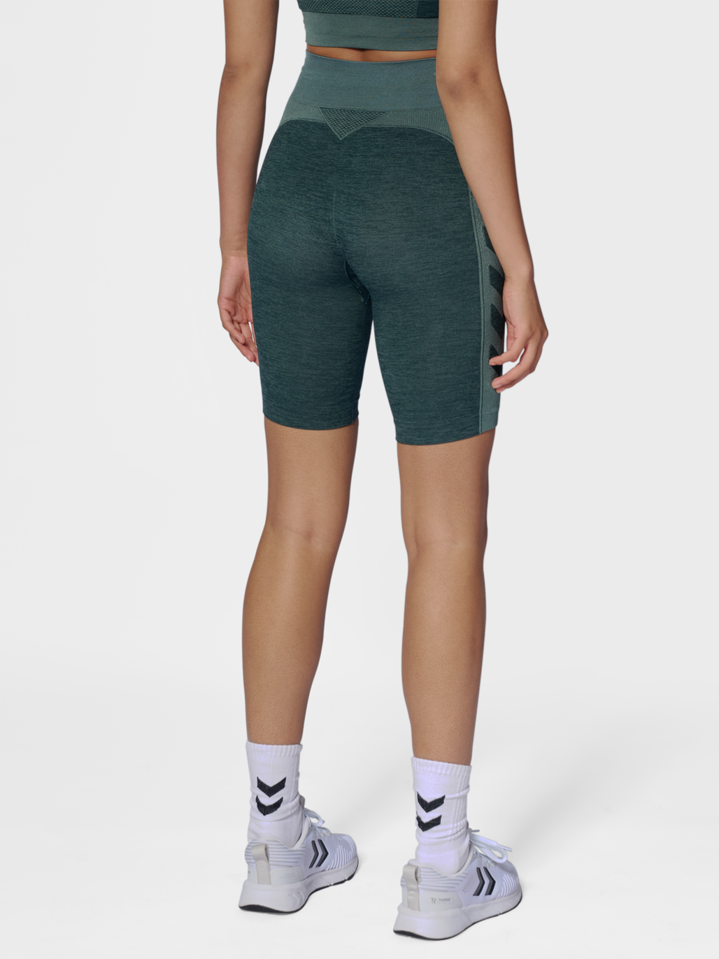 Seamless cycle shorts store