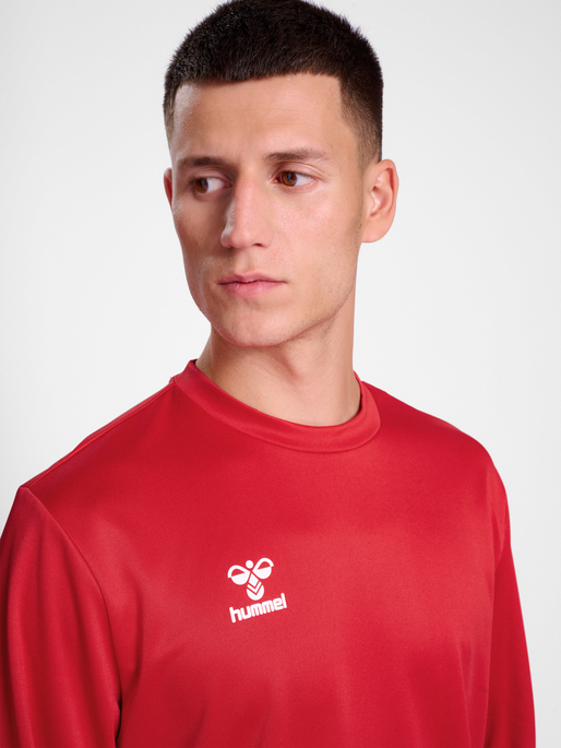 hummel ESSENTIAL SWEATSHIRT TRUE RED hummel