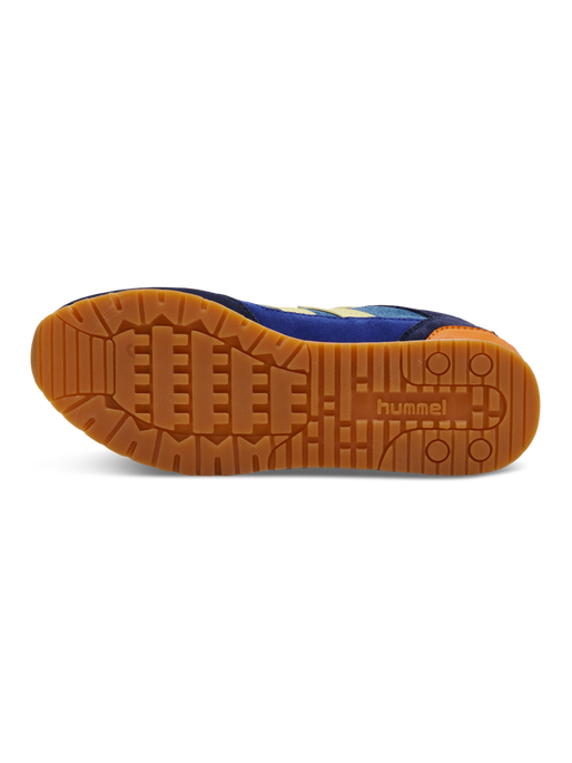True 2025 blue trainers