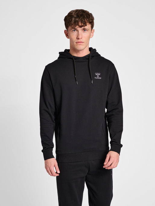 hmlOFFGRID HOODIE, JET BLACK, model