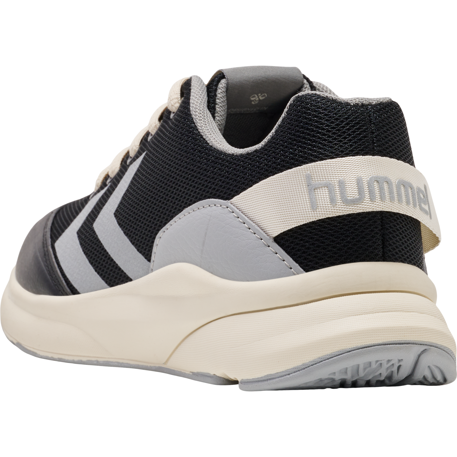 REACH 250 RECYCLED LACE JR, 2001, packshot