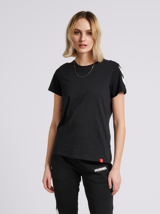 hummel LEGACY WOMAN T-SHIRT | hummel.net