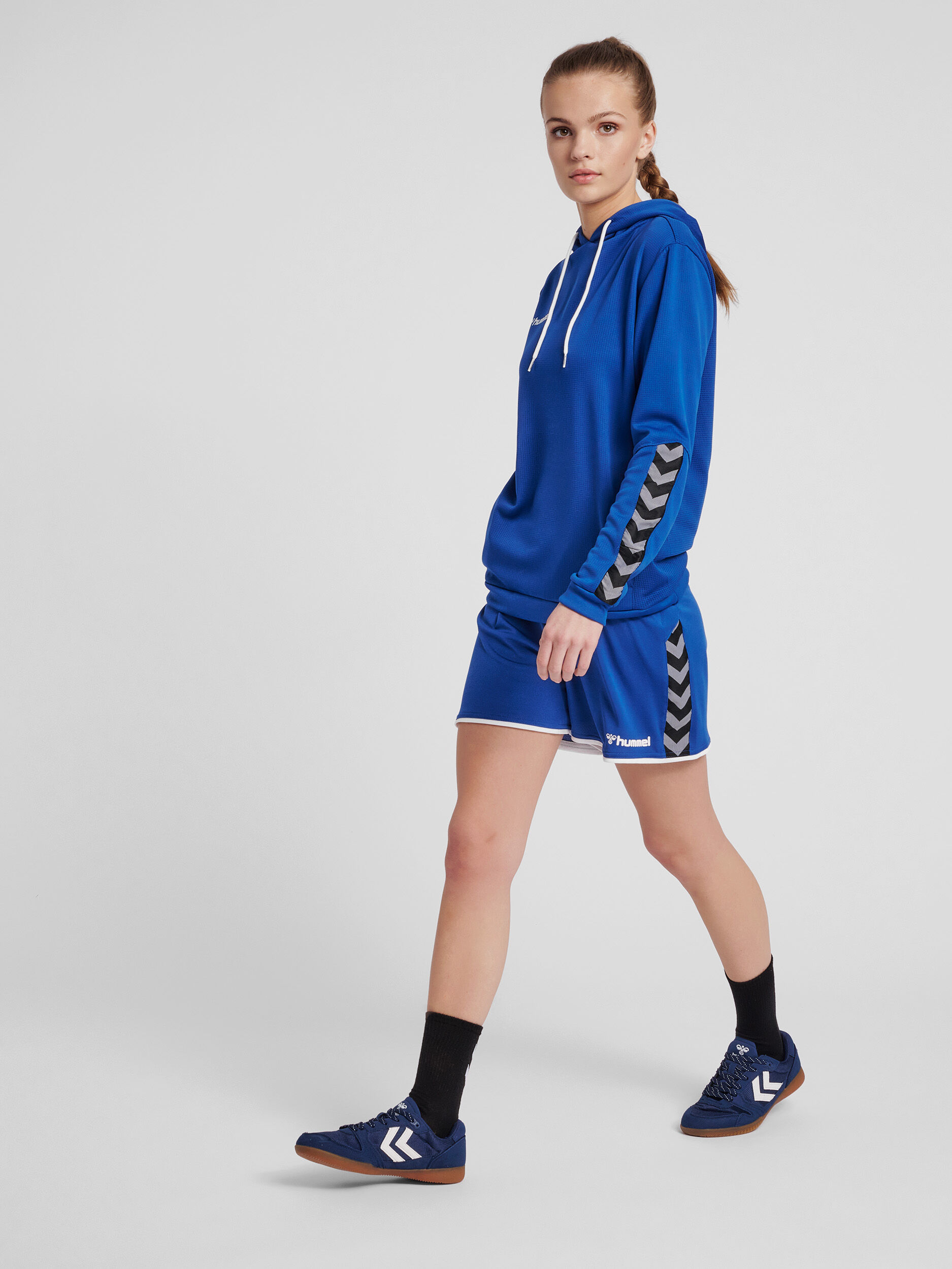 Champion sweater hotsell and shorts net