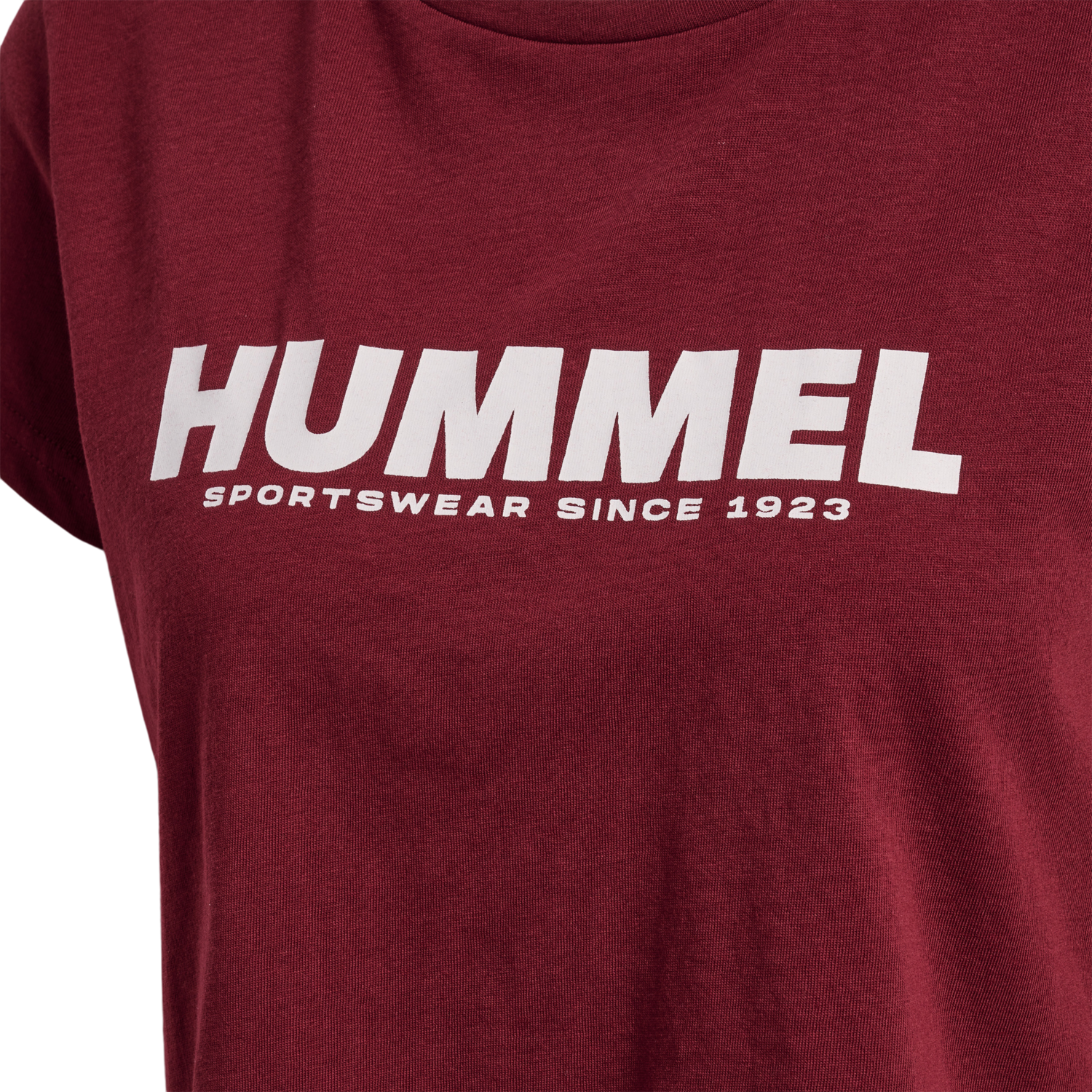 hmlLEGACY WOMAN CROPPED T-SHIRT, CABERNET, packshot