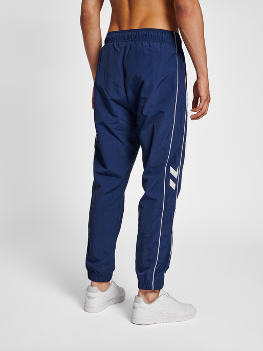 Clr84 discount track pants