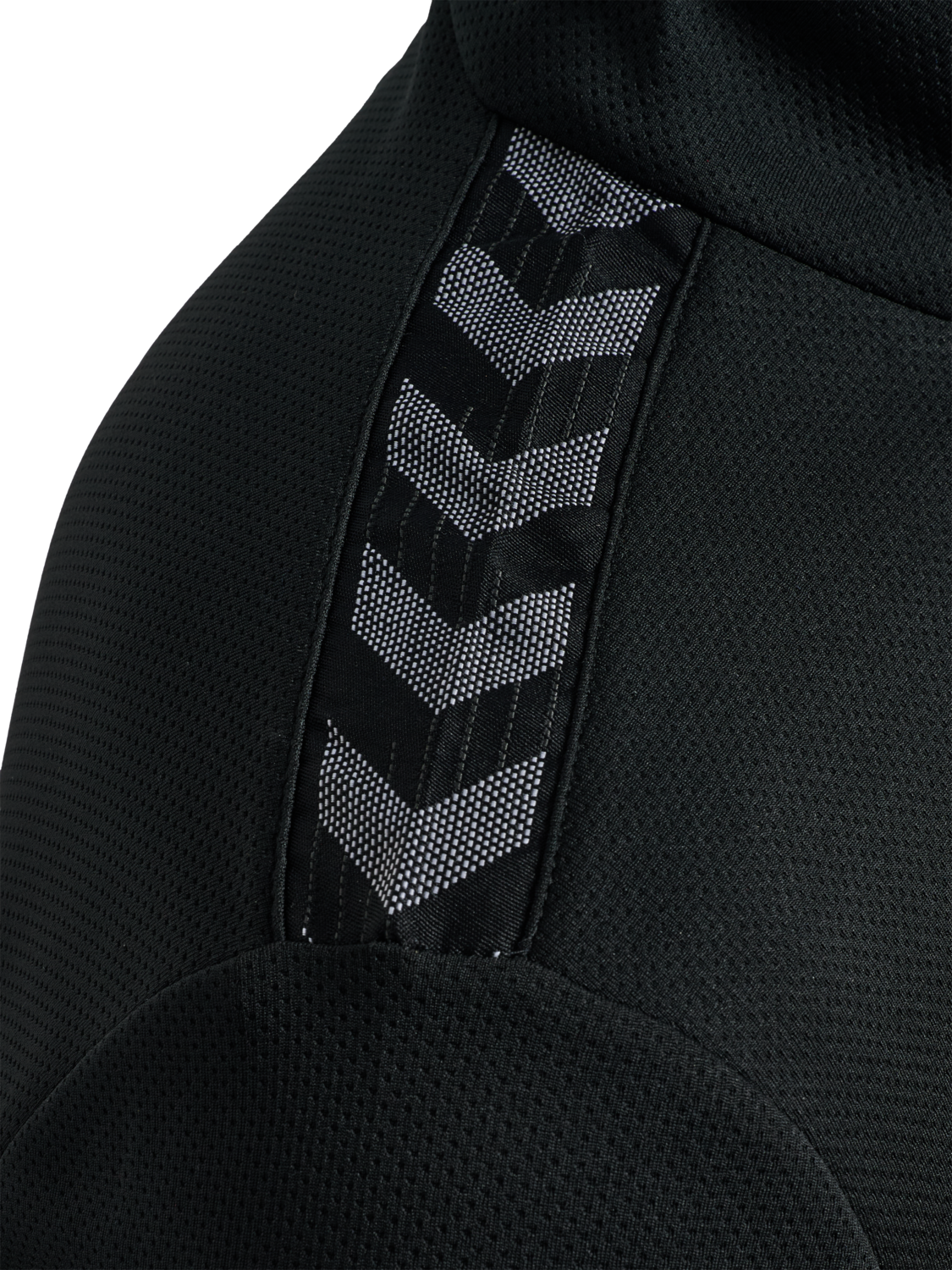 hmlAUTHENTIC HALF ZIP SWEAT, BLACK, packshot