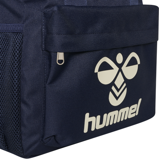 hmlJAZZ BACK PACK, BLACK IRIS hmlJAZZ BACK PACK, BLACK IRIS, packshot