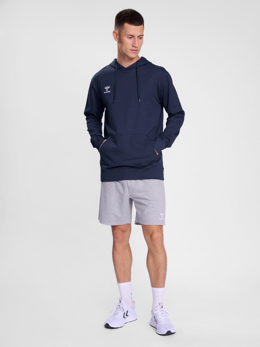 hmlGO 2.0 HOODIE, MARINE, model