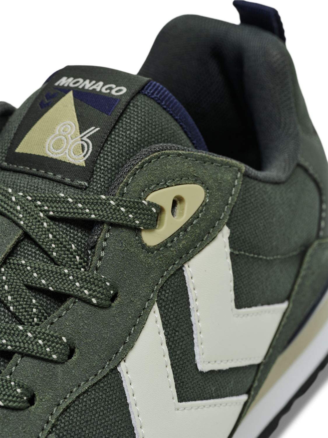 MONACO 86 WCS, CLIMBING IVY/BEETLE, packshot