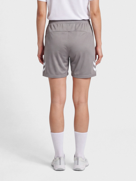 hmlLEAD 2.0 TRAINING SHORTS WOMAN, STEEL GRAY, model