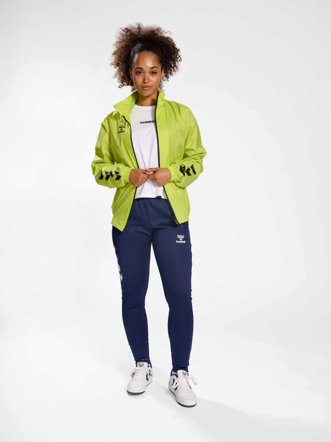 hummel CORE XK SPRAY JACKET - LIME 