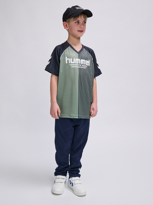 hmlMEXI T-SHIRT S/S, LILY PAD, model