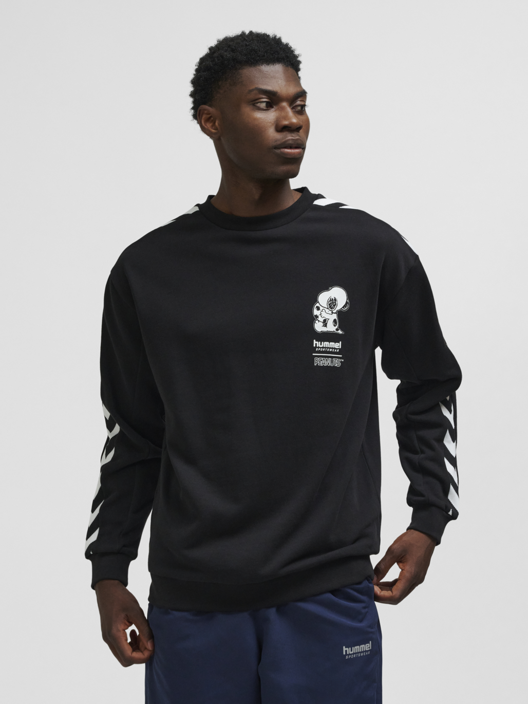 hummel ARCHIVE SWEATSHIRT PEANUTS BLACK hummel