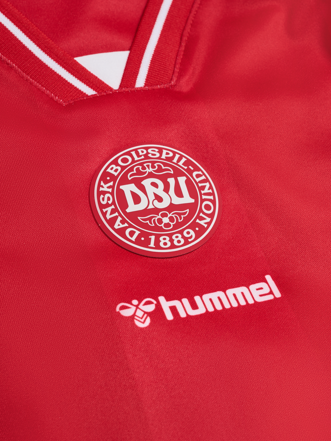 DBU 26 HOME MINI KIT, TANGO RED, packshot