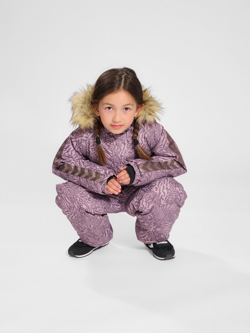 hmlICY TEX SNOWSUIT, QUAIL, model