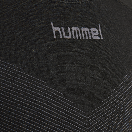 HUMMEL FIRST SEAMLESS JERSEY S/S K, BLACK, packshot