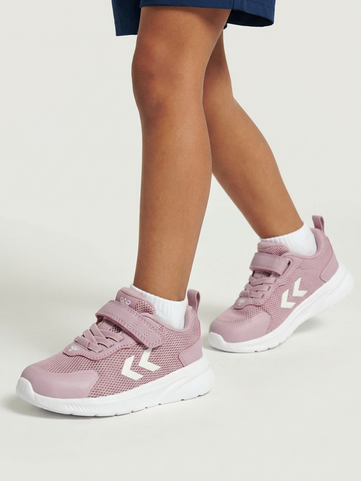 ACTUS TR BREATHER INFANT, KEEPSAKE LILAC, model