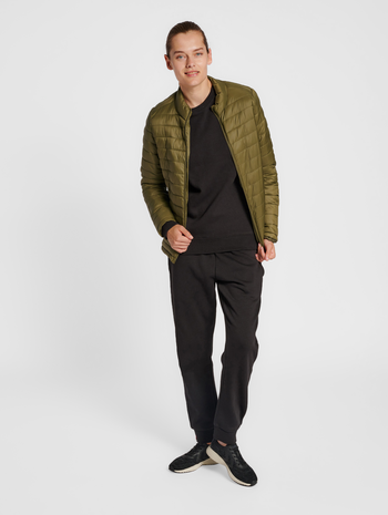 hmlRED QUILTED JACKET WOMAN, DARK OLIVE, model