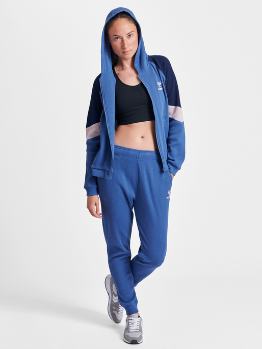 hmlSOLAR ZIP HOODIE, 8246, model