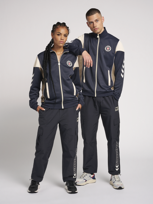 hmlNICHLAS ZIP JACKET, DARK NAVY, model