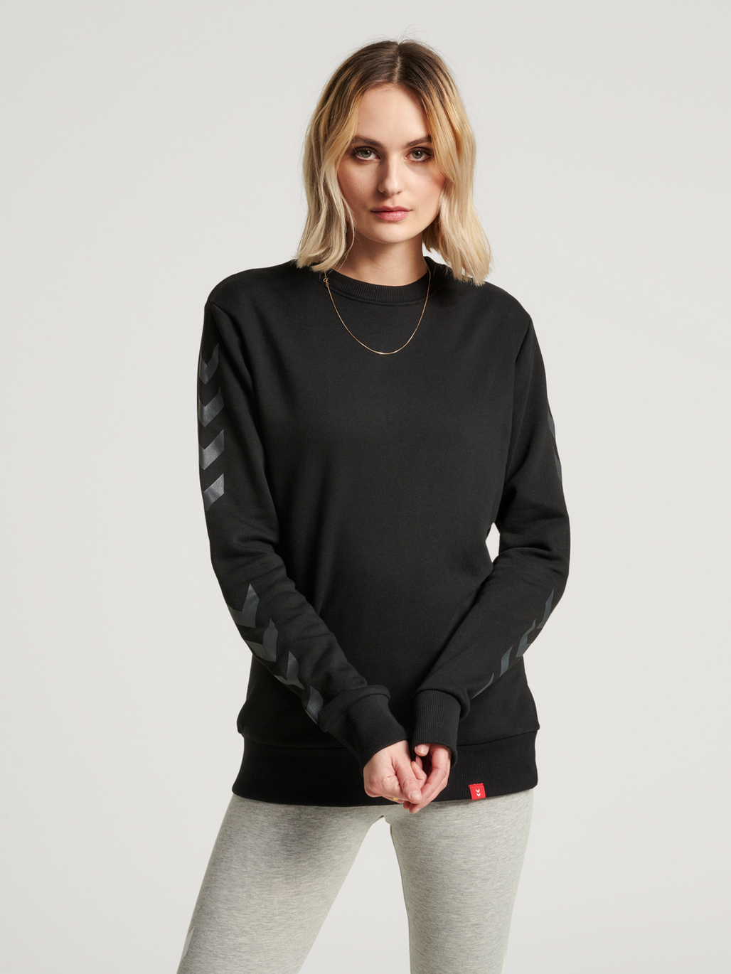 hummel LEGACY CHEVRON SWEATSHIRT BLACK hummel