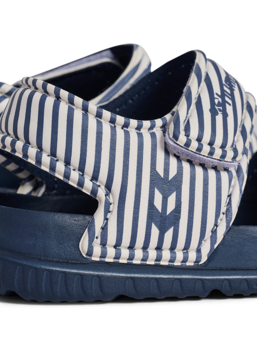 PLAYA JR, BLACK IRIS/MARSHMALLOW, packshot