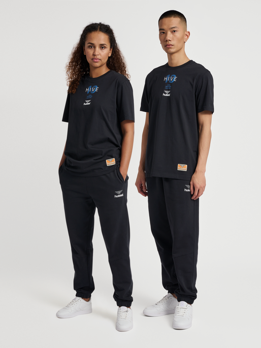 【U LAN】(UNISEX) Wavy Heavy Sweat Jogger Pants hummel HIVE WADE SWEATPANTS | hummel.net