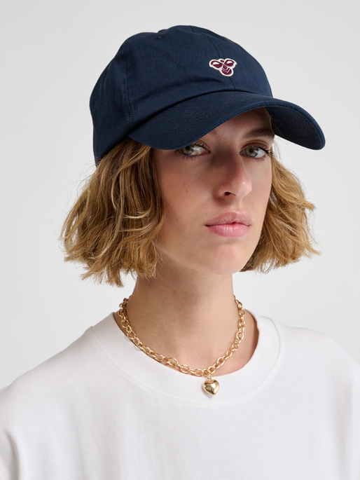 hummel BASEBALL CAP BEE - DRESS BLUES | hummel.net hummel BASEBALL CAP BEE - DRESS BLUES | hummel.net