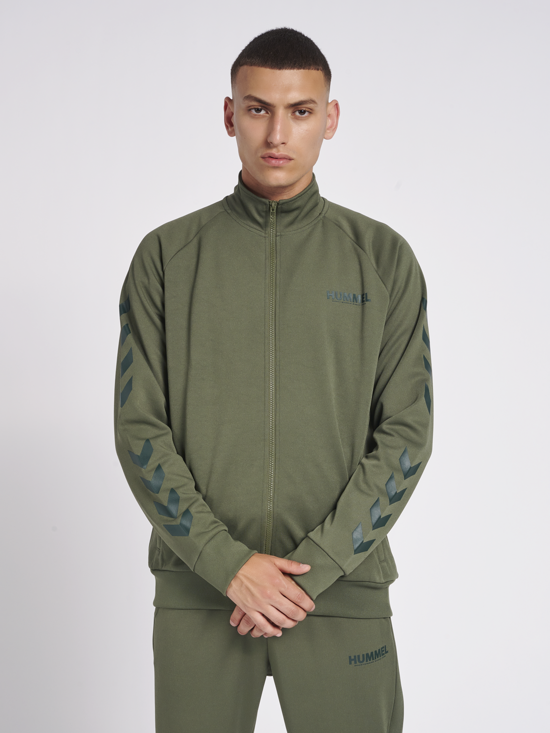 hummel authentic charge poly zip jacket