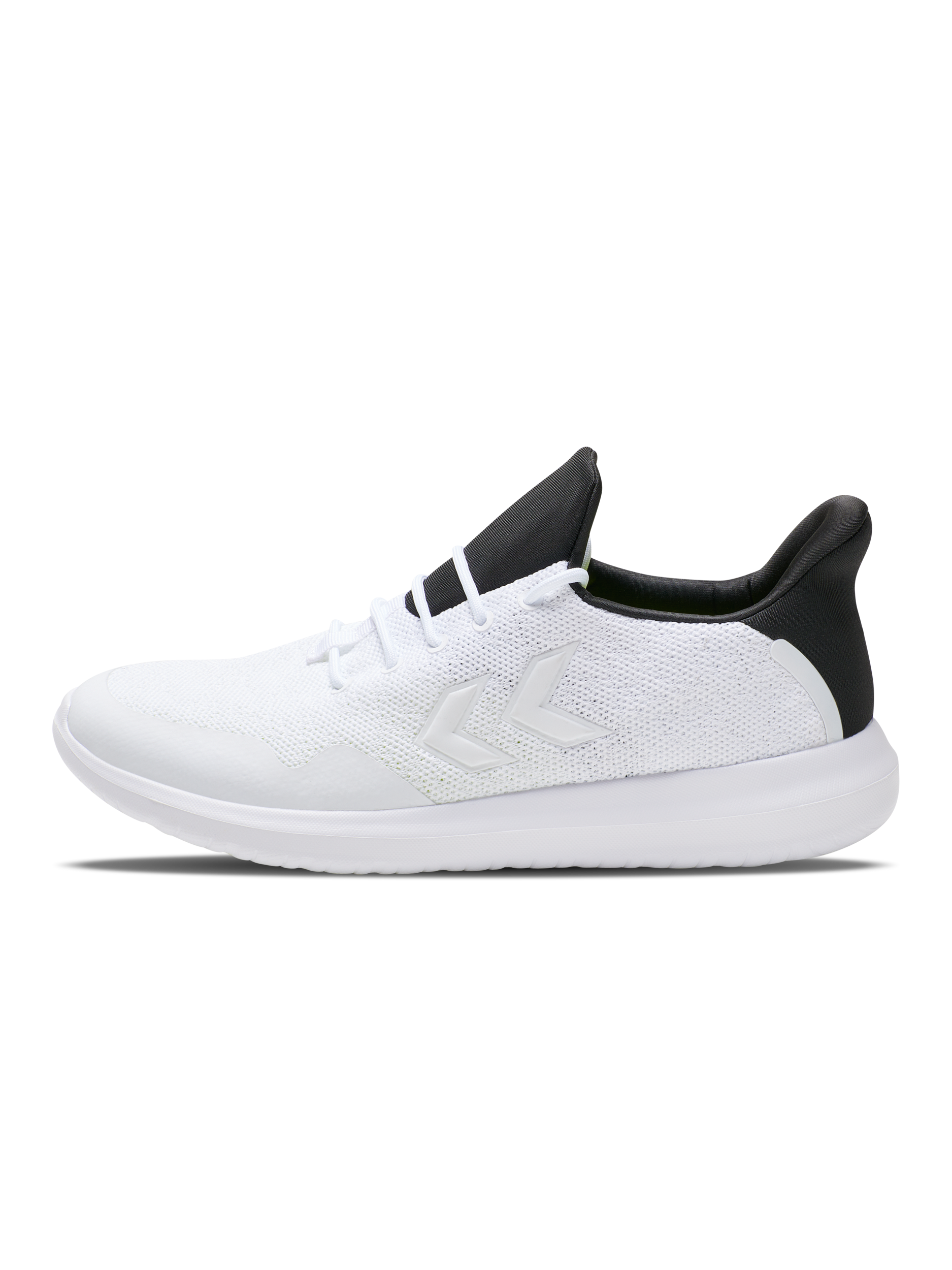 dw sports nike trainers