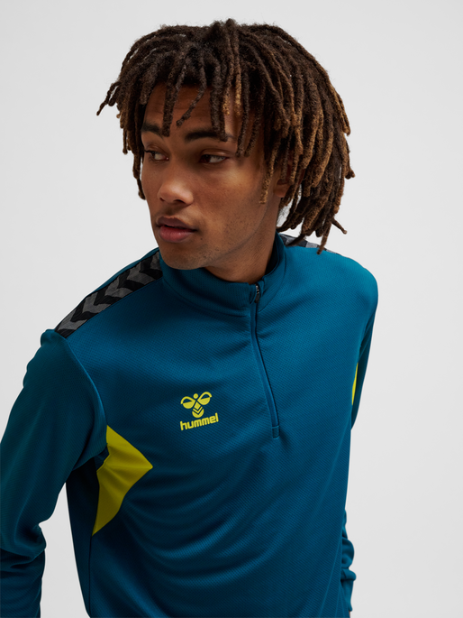 hmlAUTHENTIC HALF ZIP SWEAT, BLUE CORAL/SULPHUR SPRING, model