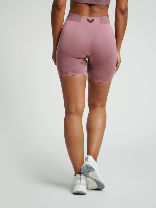 hummel FIRST SEAMLESS TR SHT TIGH - DUSTY ROSE | hummel.net