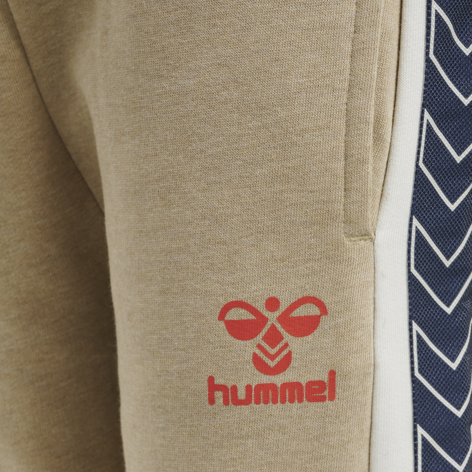 hmlMOLTE CREW SUIT, 2190, packshot