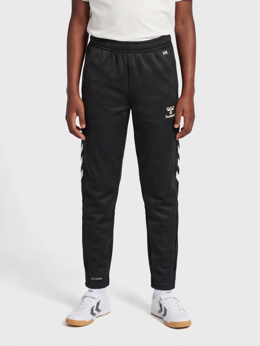 hmlCORE XK TRAINING POLY PANTS KIDS, BLACK, model