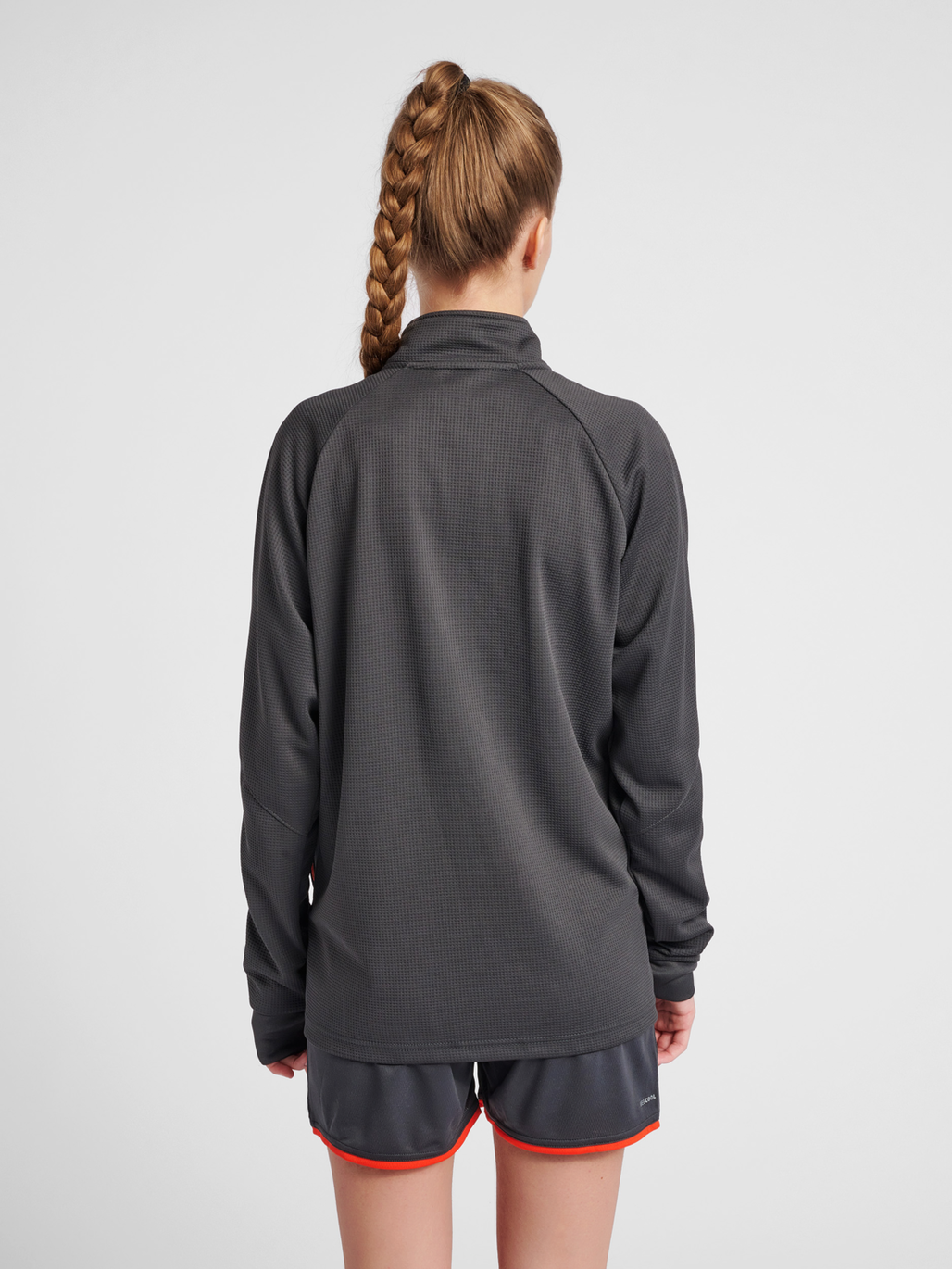 hmlAUTHENTIC WOMEN POLY ZIP JACKET, ASPHALT, model