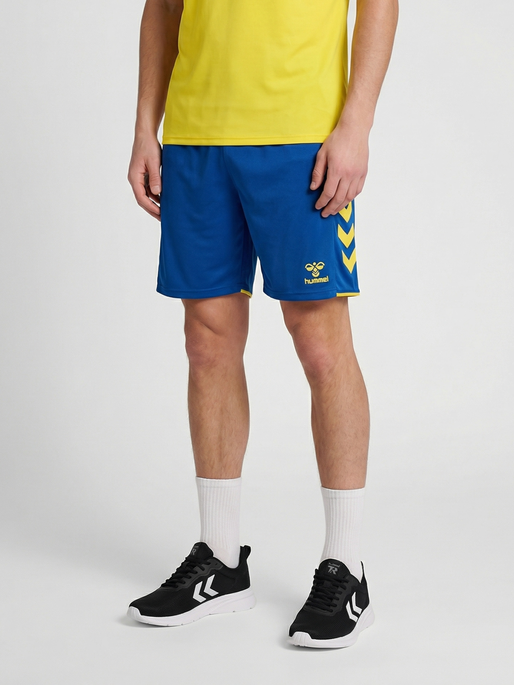 hmlCORE 2.0 SHORTS, TRUE BLUE/BLAZING YELLOW, model